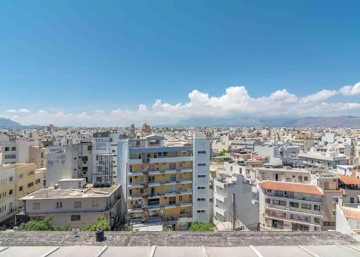 Penthouse Studio In Centre With Seaview