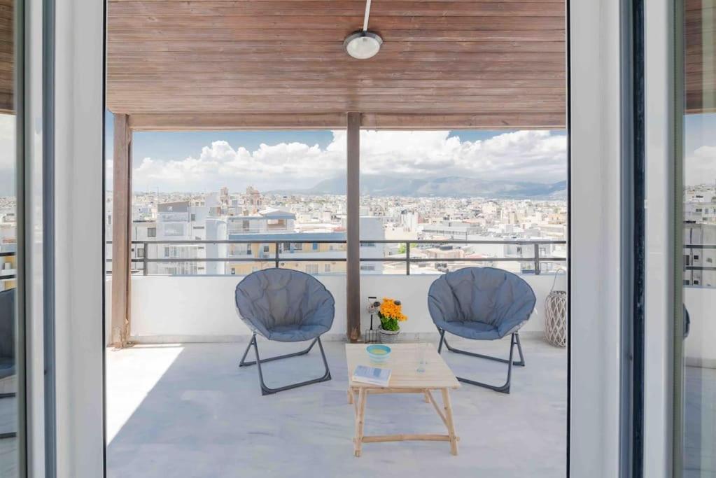 Appartamento Penthouse In Centre With Seaview Candia