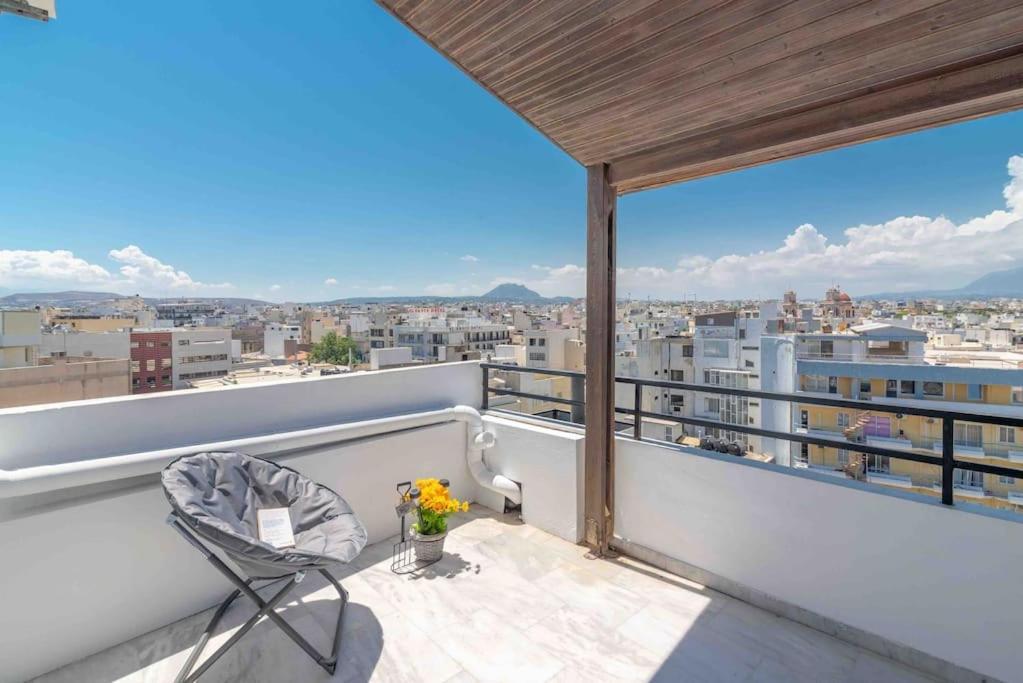 Penthouse In Centre With Seaview Heraklion (Crete)